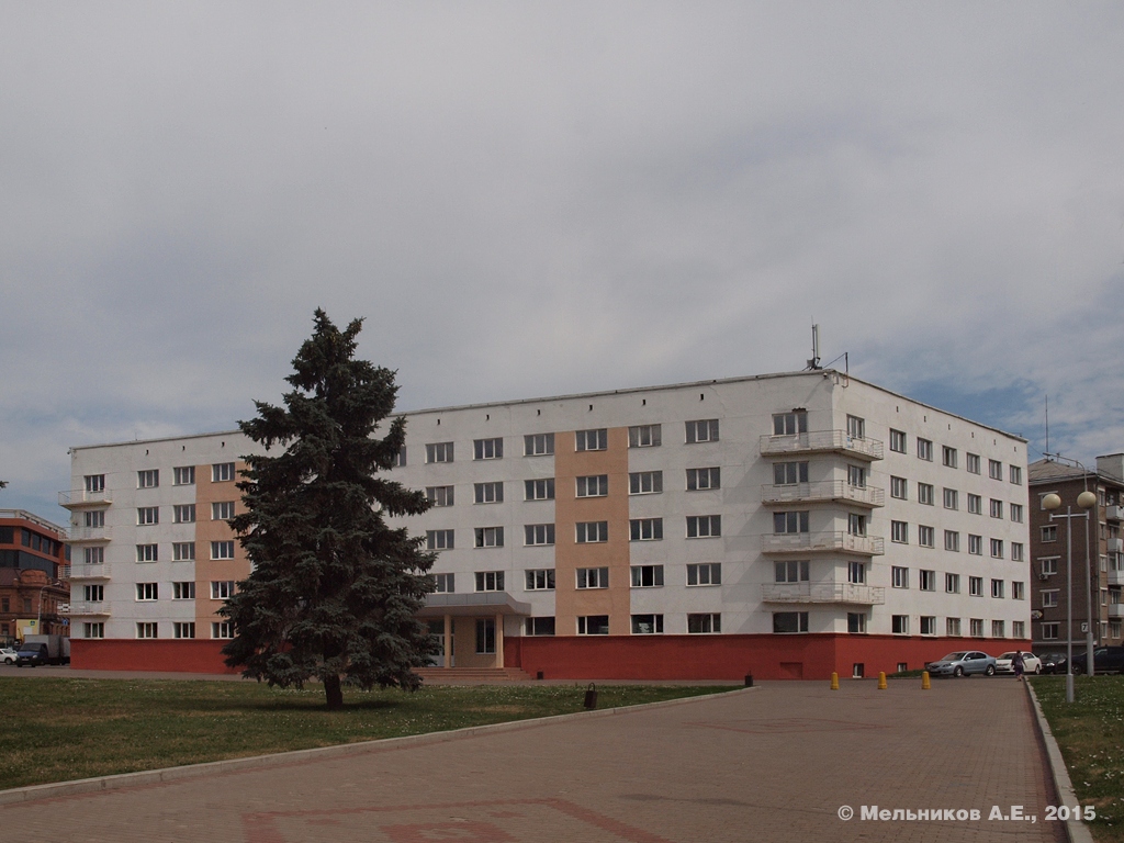 Уфа, Улица Октябрьской Революции, 75