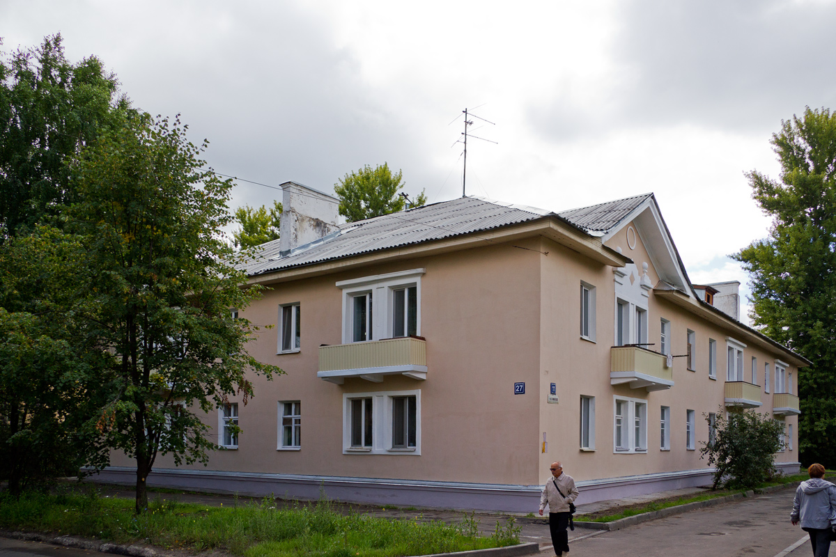 Казань, Улица Правды, 27 / Улица Липатова, 11