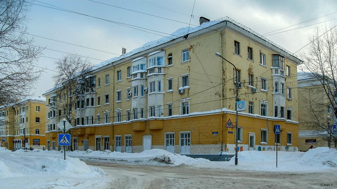 Уфа, Кольцевая улица, 32 / Улица Мира, 40