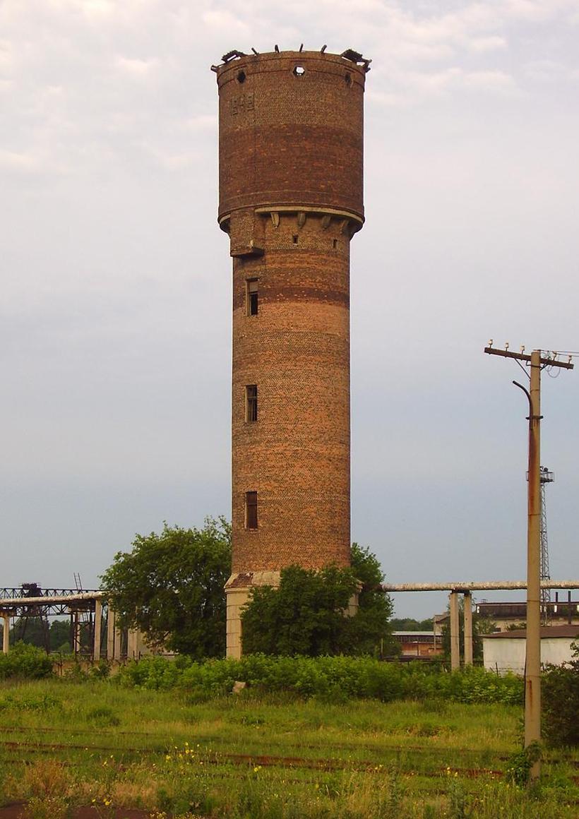 Popasna, Железнодорожная улица, 1
