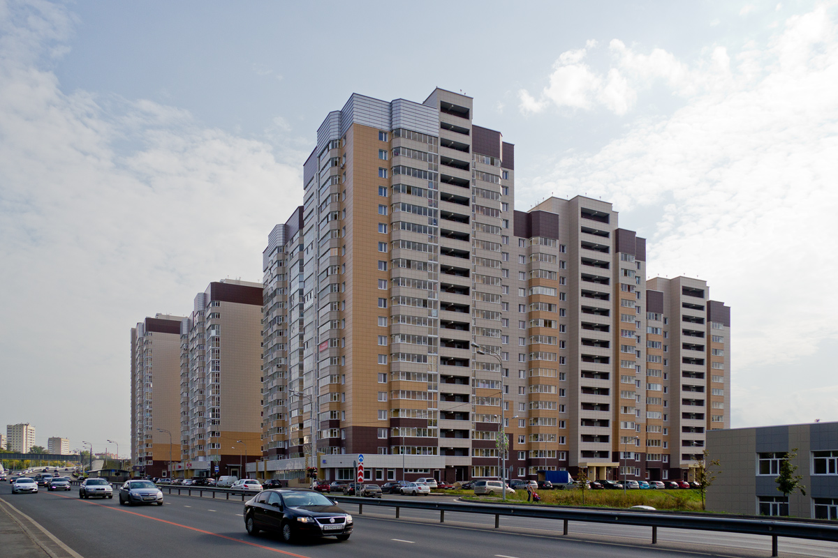 Казань, Проспект Универсиады, 10; Проспект Универсиады, 12