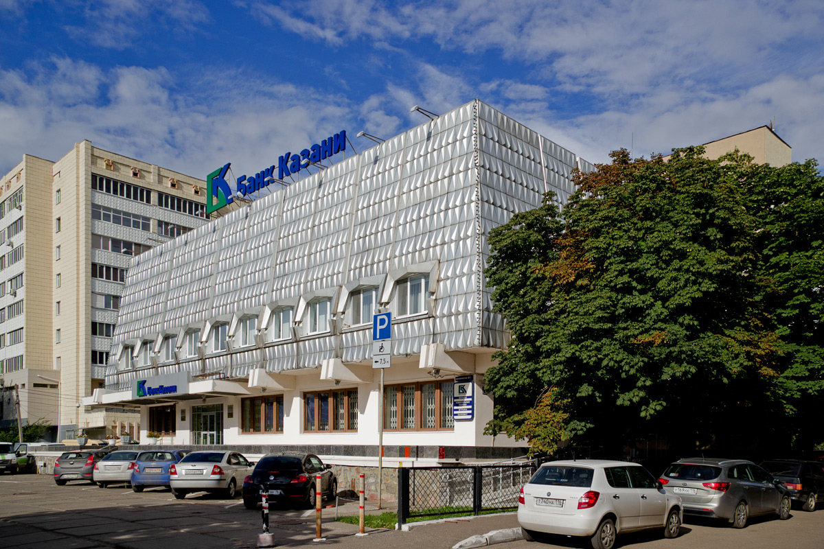 Казань, Улица Декабристов, 6 / Солдатская улица, 1