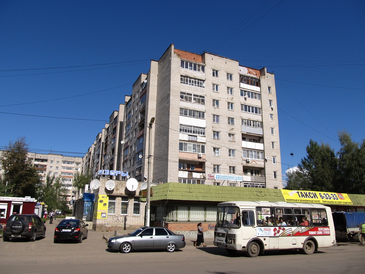 Переславль-Залесский, Улица Строителей, 31; Кооперативная улица, 54