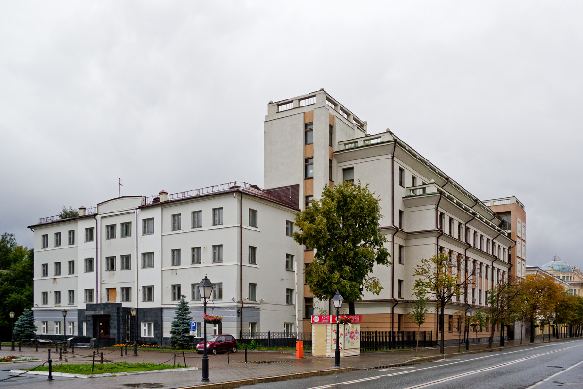 Казань, Кремлёвская улица, 16; Кремлёвская улица, 14