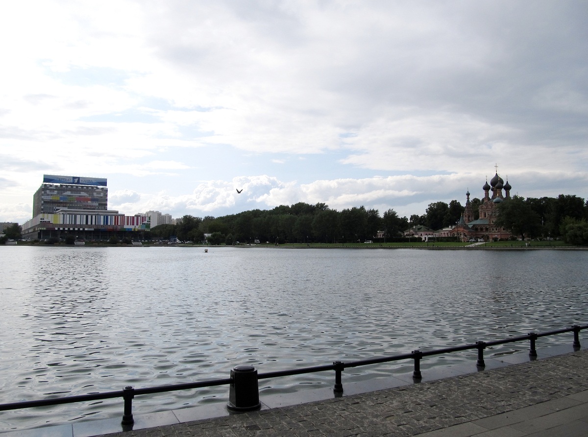 Москва, Улица Академика Королёва, 12; 1-я Останкинская улица, 7 стр. 2