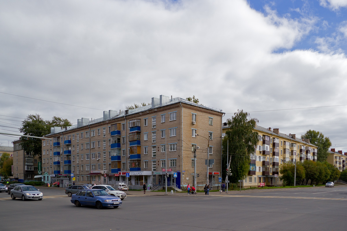 Казань, Улица Восстания, 29; Проспект Ибрагимова, 35