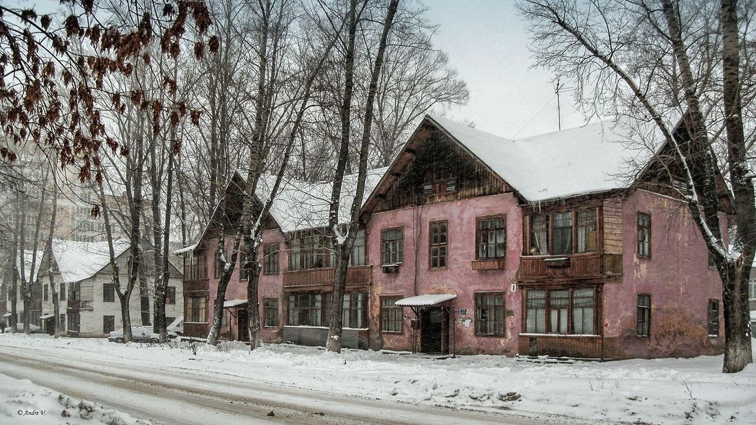 Уфа, Улица Льва Толстого, 8; Улица Льва Толстого, 10 / Кольцевая улица, 40