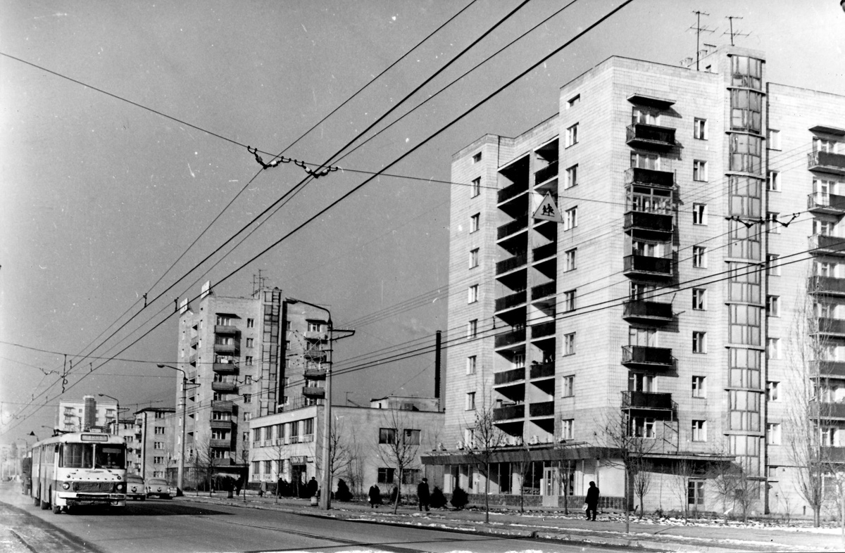 Одесса, Вулиця Академіка Філатова, 40; Вулиця Академіка Філатова, 32