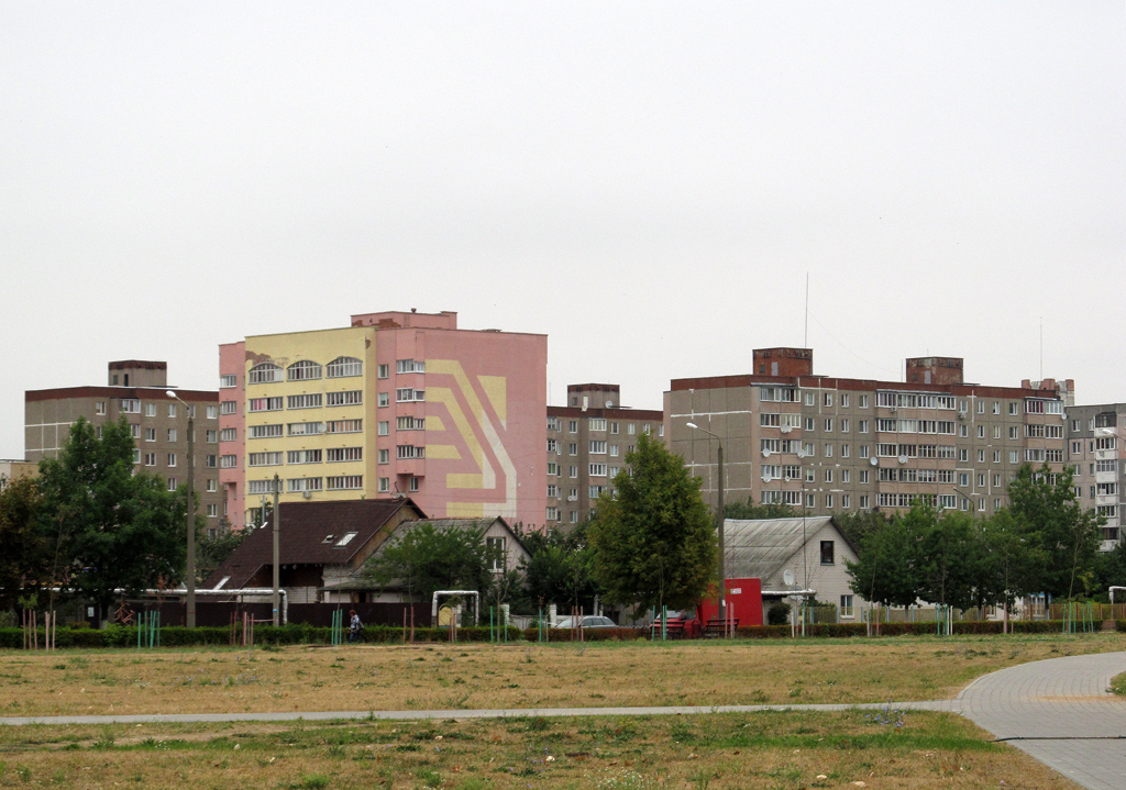 Солигорск, Улица Строителей, 51; Улица Строителей, 47; Улица Строителей, 43