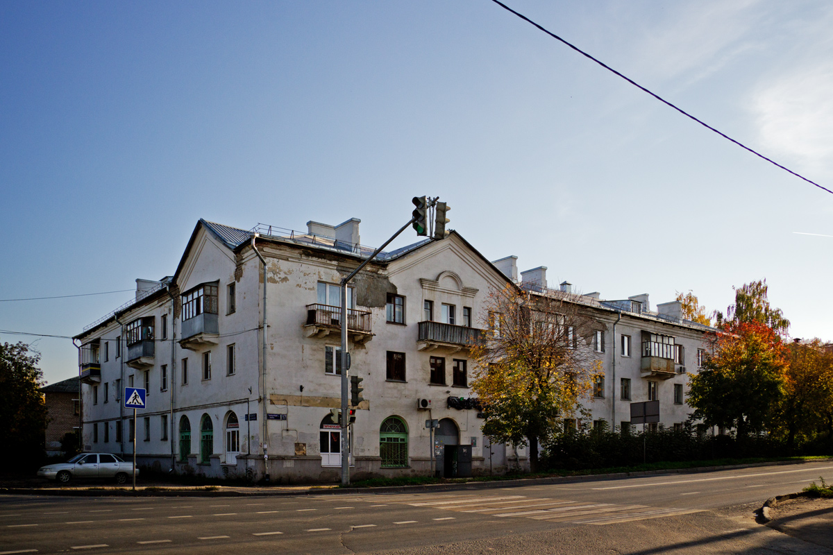 Казань, Улица Мира, 17 / Каштановая улица, 2