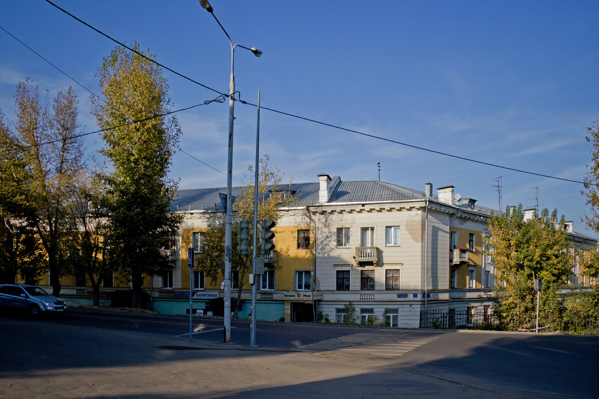 Казань, Советская улица, 2 / Тополевая улица, 14