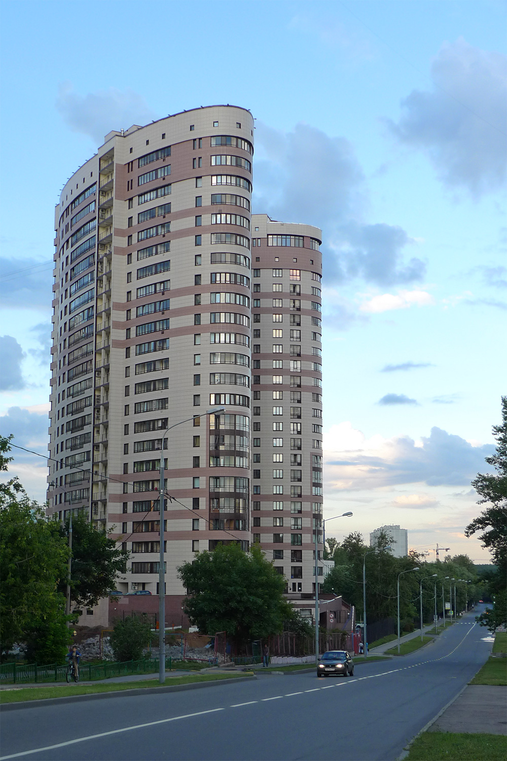 Москва, Давыдковская улица, 16