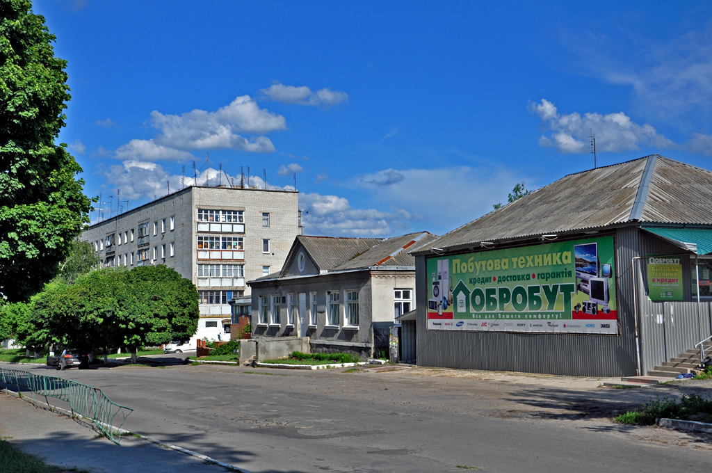 Новая Водолага, Улица Ленина, 18А; Улица Ленина, 18; Улица Ленина, 26