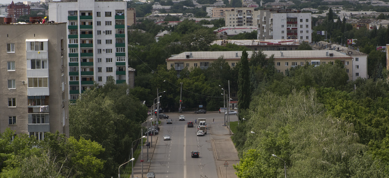 Уфа, Улица Серго Орджоникидзе, 6; Улица Серго Орджоникидзе, 2 / Улица Машиностроителей, 6; Первомайская улица, 76/1; Первомайская улица, 90; Первомайская улица, 92; Первомайская улица, 94; Первомайская улица, 98; Первомайская улица, 100 / Улица Машиностроителей, 11