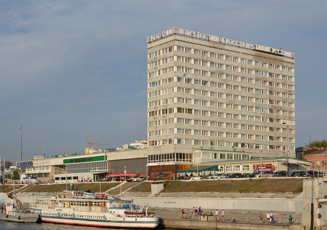 Самара, Улица Максима Горького, 82 (речной вокзал); Улица Максима Горького, 82 (гостиница)
