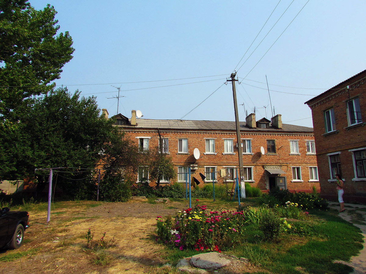 Чугуїв, Улица Крепостной Спуск, 1