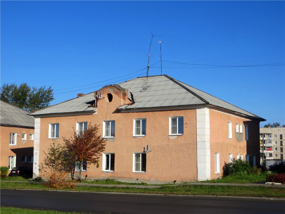 Карпинск, Улица Серова, 19