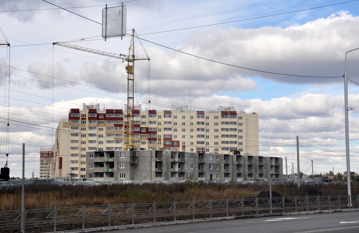 Омск, 21-я Амурская улица, 35; 2-й Амурский проезд, 4 корп. 1