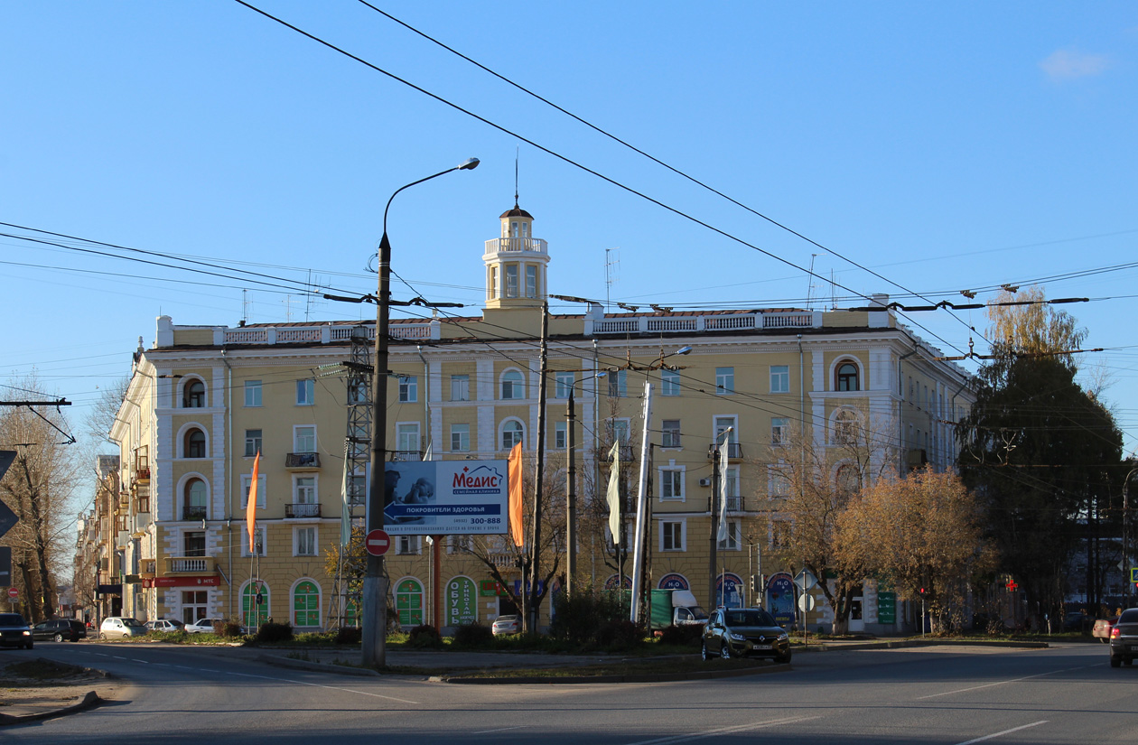 Иваново, Улица Мархлевского, 34 / Улица Кузнецова, 45 Иваново, Улица Мархлевского, 34 / Улица Кузнецова, 45