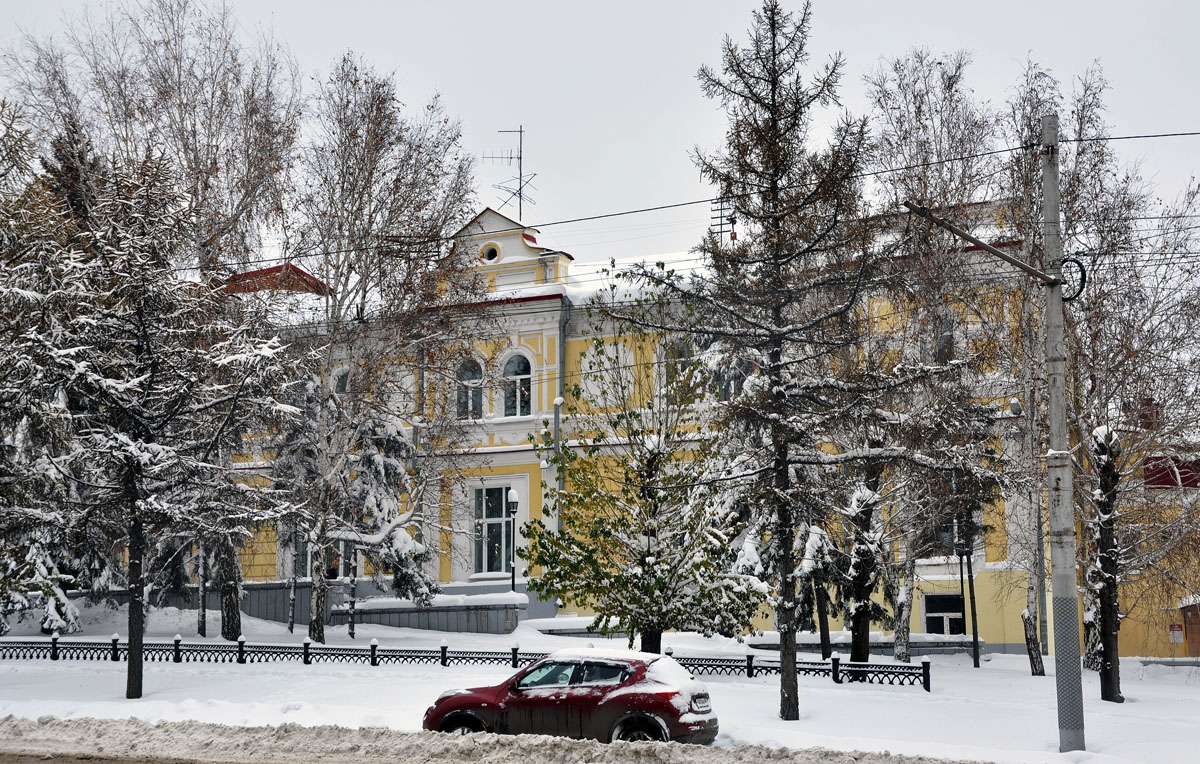 Омск, Улица Гагарина, 22