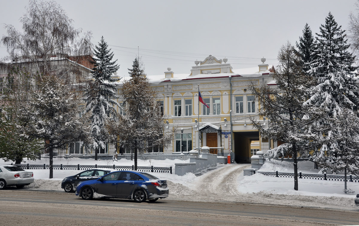 Омск, Улица Гагарина, 24