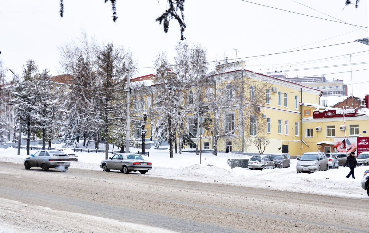 Омск, Улица Гагарина, 20; Улица Гагарина, 22