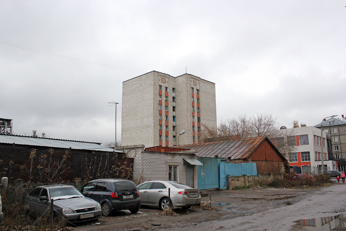 Казань, Улица Нариманова, 66А