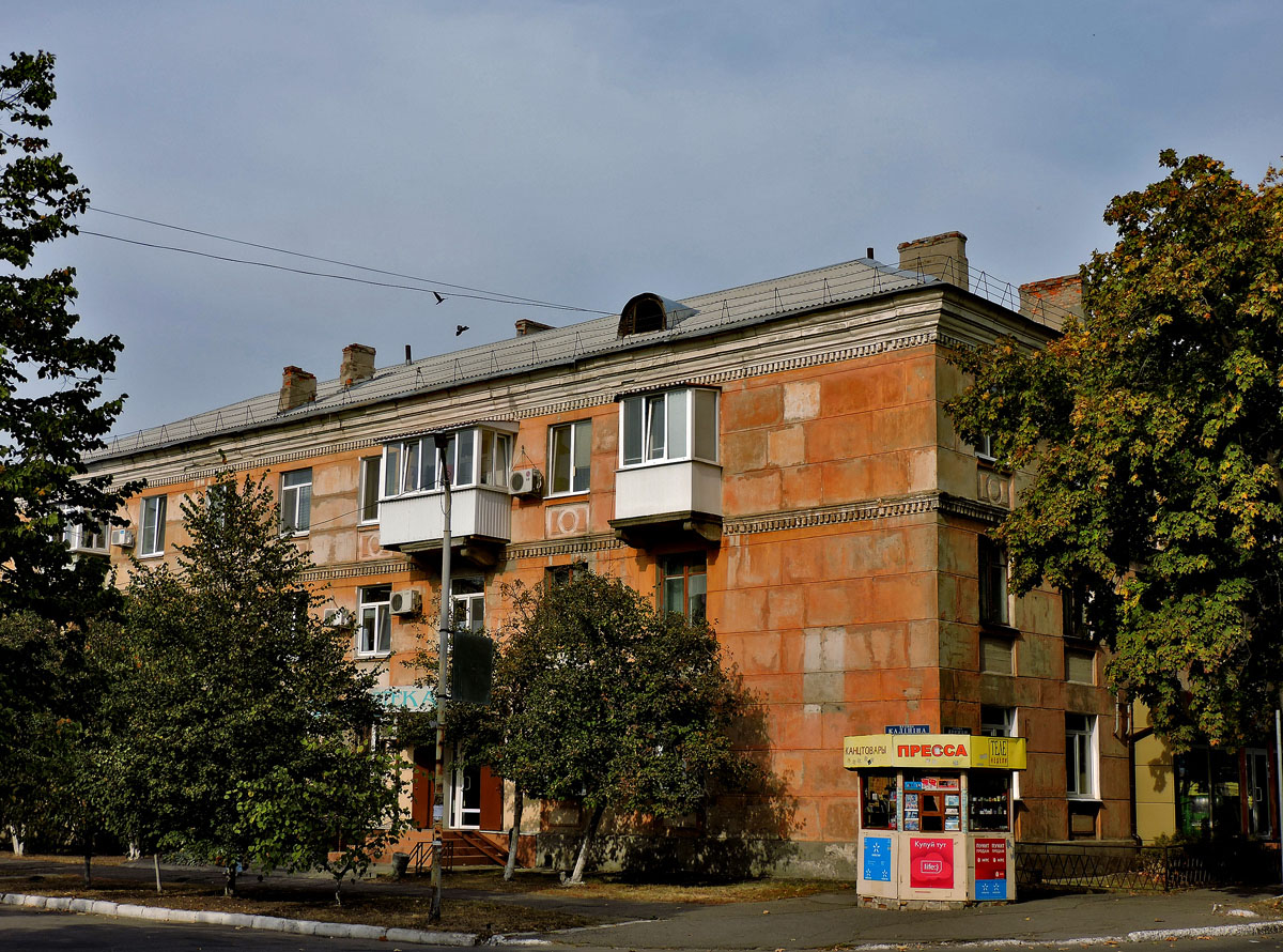 Змиёвский район, пгт Слобожанское, Улица Дружбы, 15