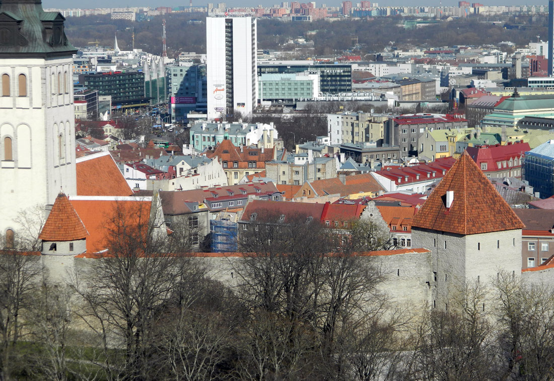 Tallinn, Lossi plats, 11c; Lossi plats, 11