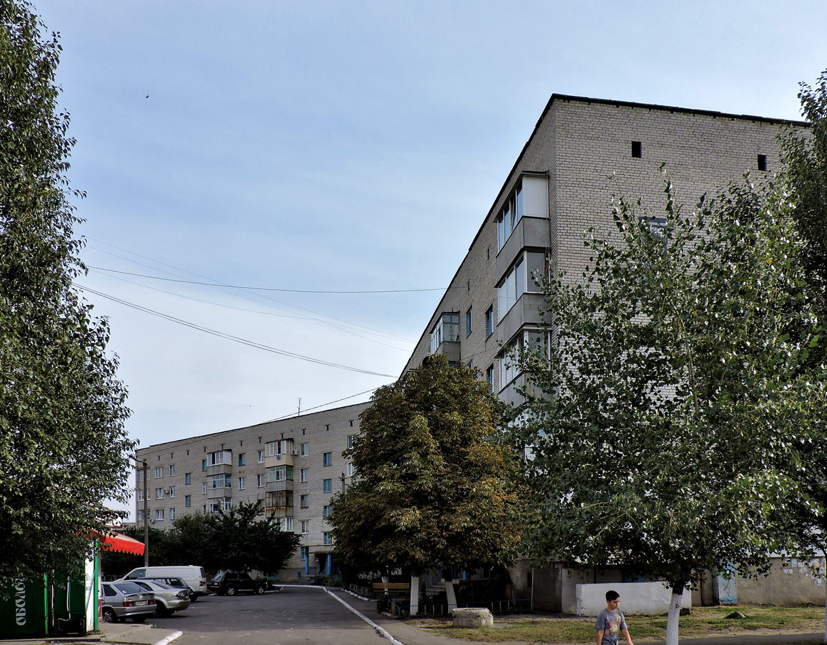 Змиёвский район, пгт Слобожанское, Улица Лермонтова, 28