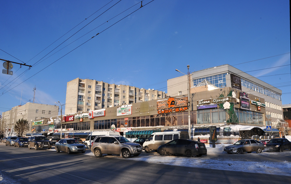 Омск, Проспект Карла Маркса, 5; Проспект Карла Маркса, 5а; Улица Чкалова, 25
