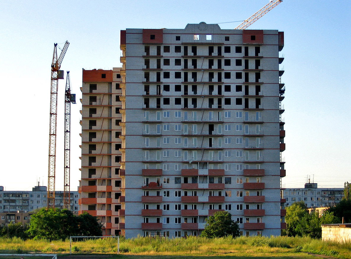 Харьков, Проспект Тракторостроителей, 94В (секции А-Б-В)