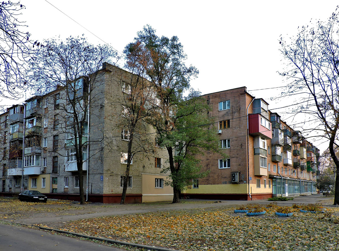 Charkow, Улица Харьковских Дивизий, 9 корп. 1; Улица Харьковских Дивизий, 9