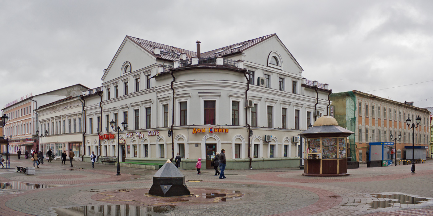 Казань, Улица Баумана, 54; Улица Баумана, 56; Улица Кави Наджми, 10