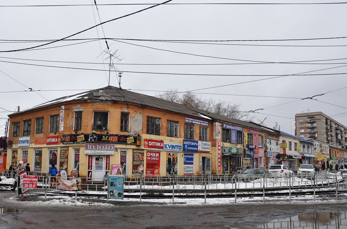 Омск, Улица Серова, 32; Улица Серова, 30; Улица Серова, 28