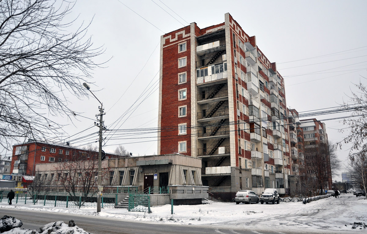 Омск, Улица Гуртьева, 33; Улица Гуртьева, 33 корп. 1