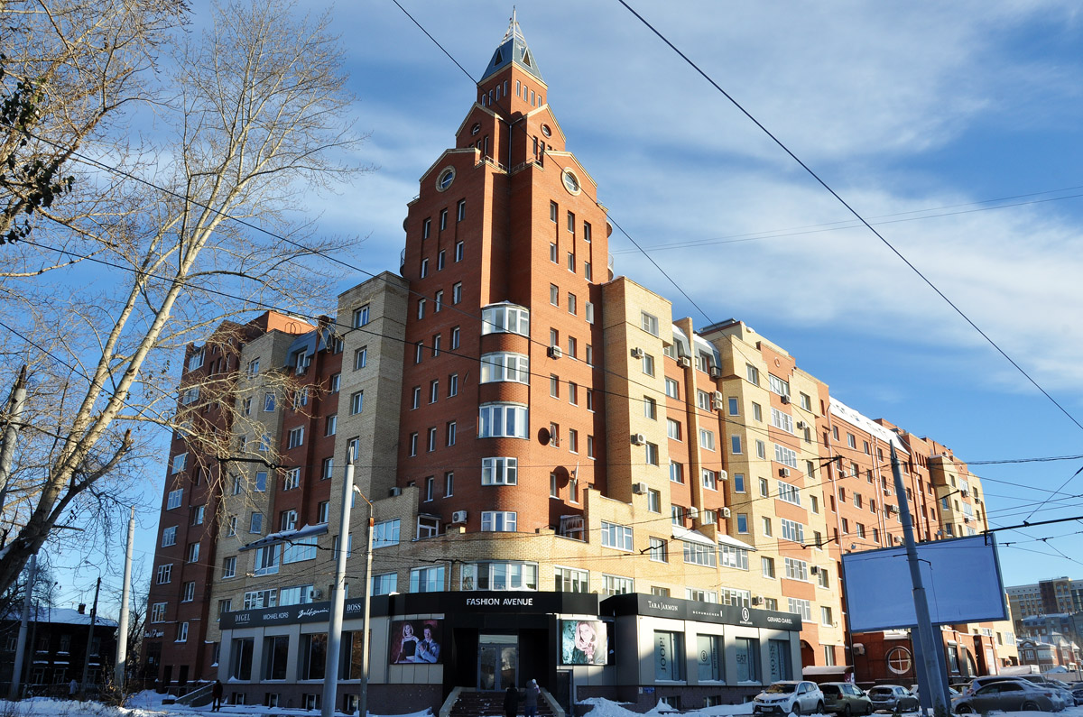 Омск, Улица маршала Жукова, 65