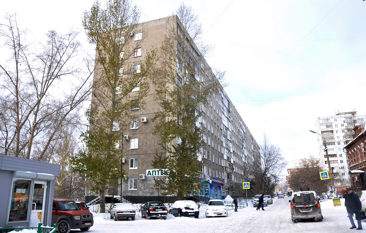 Омск, Волочаевская улица, 17