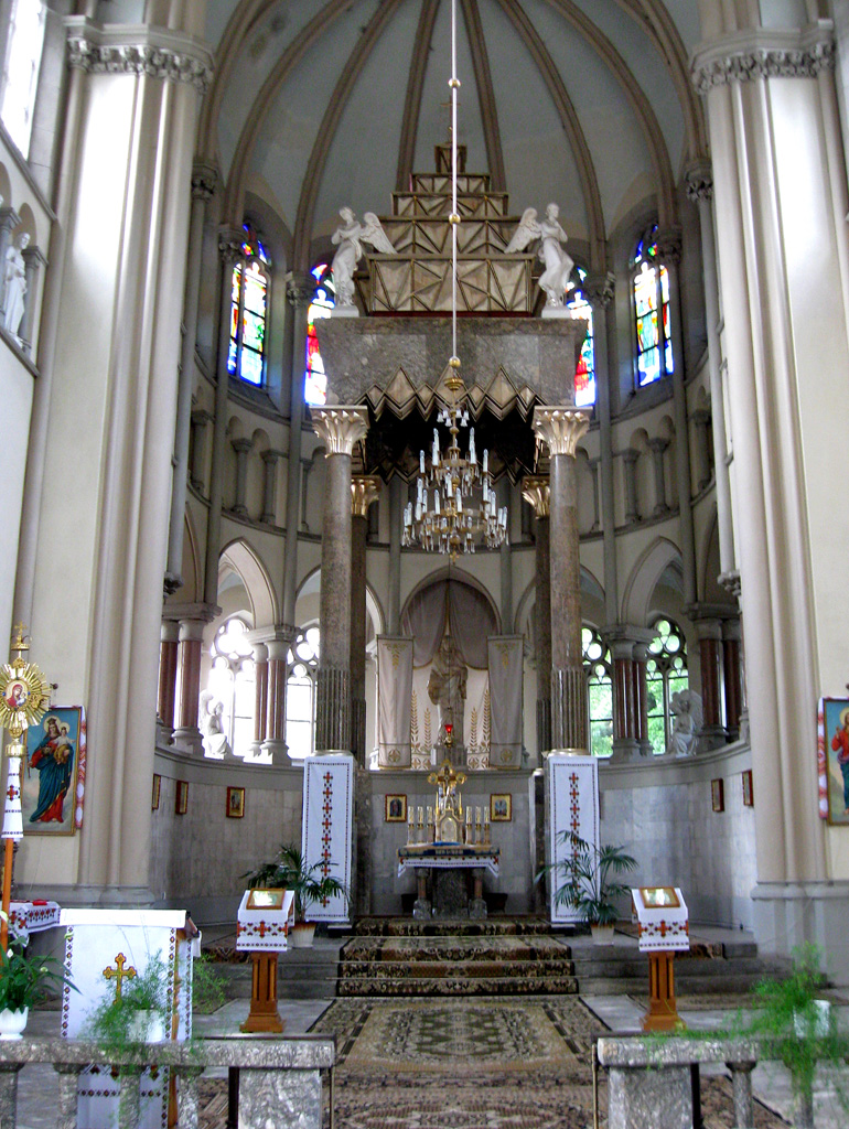 Львів, Площадь Кропивницкого, 1