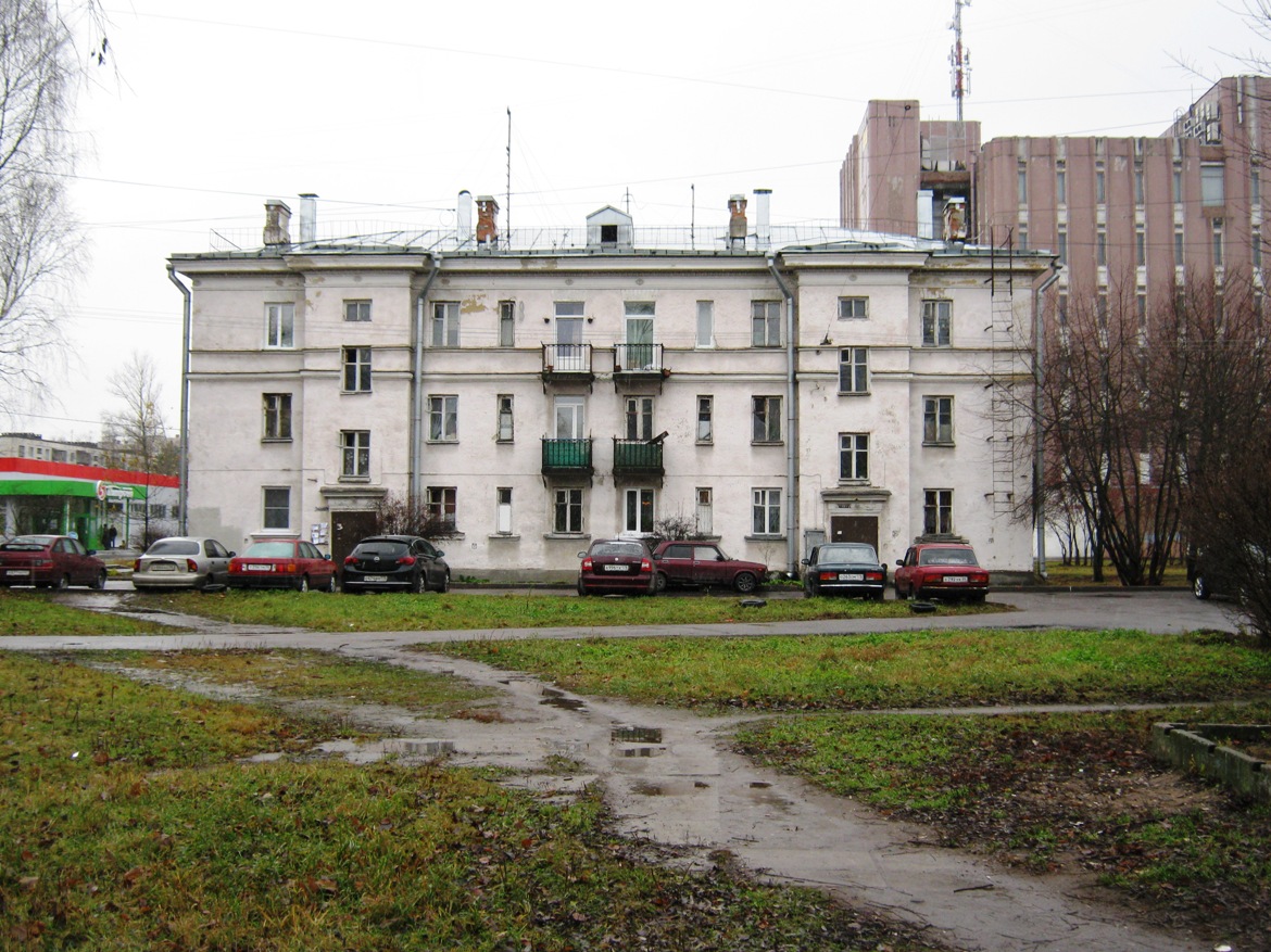 Санкт-Петербург, Улица Лётчика Пилютова, 18