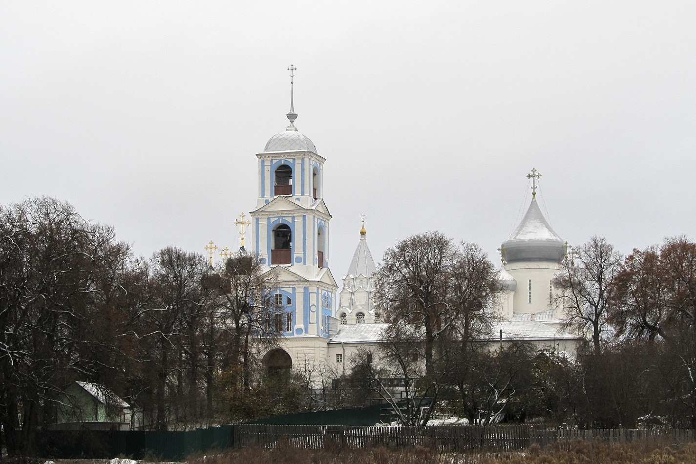 Pereslavsky District, other localities, с. Никитская слобода, Запрудная улица, 20 (Никитский собор); с. Никитская слобода, Запрудная улица, 20 (Архангельская церковь); с. Никитская слобода, Запрудная улица, 20 (Благовещенская церковь)