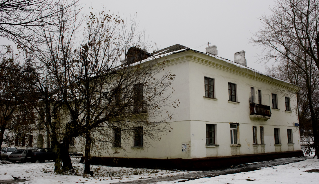 Уфа, Улица 50-летия СССР, 26 / Комсомольская улица, 99