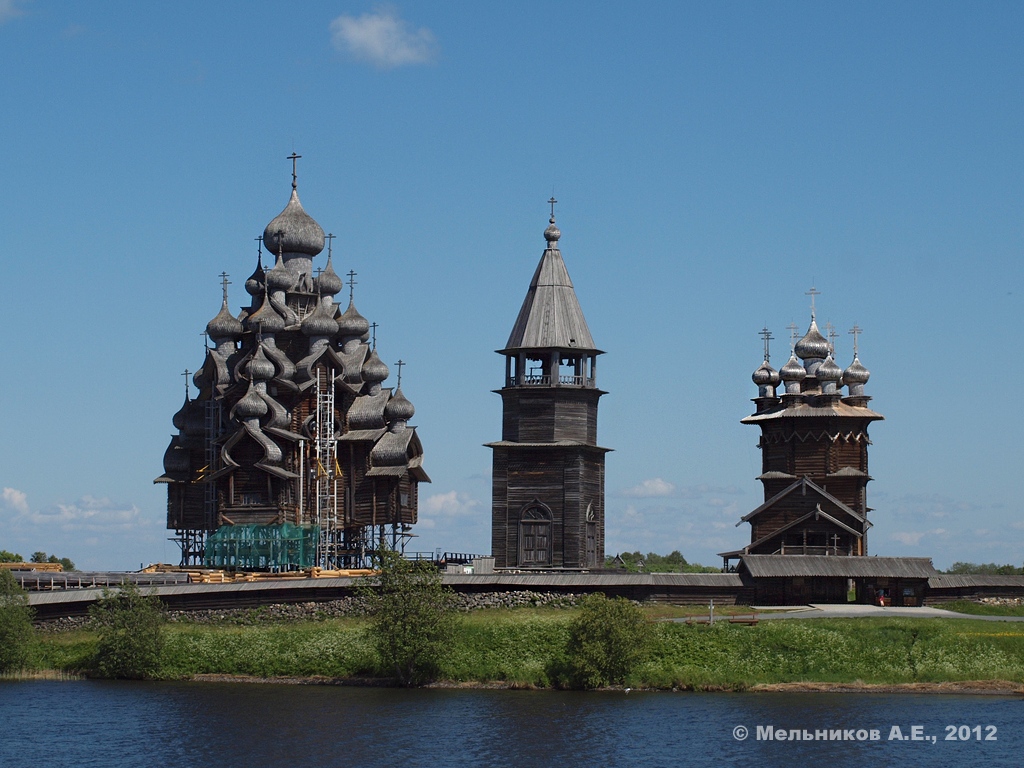 Медвежьегорский район, прочие н.п., Остров Кижи, Церковь Преображения Господня; Остров Кижи, Колокольня Кижского погоста; Остров Кижи, Церковь Покрова Пресвятой Богородицы