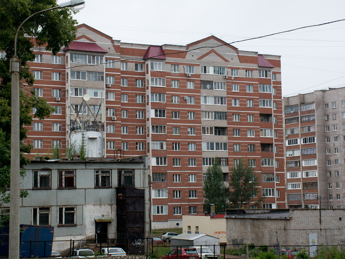 Уфа, Улица Богдана Хмельницкого, 125/1; Улица Богдана Хмельницкого, 127/1