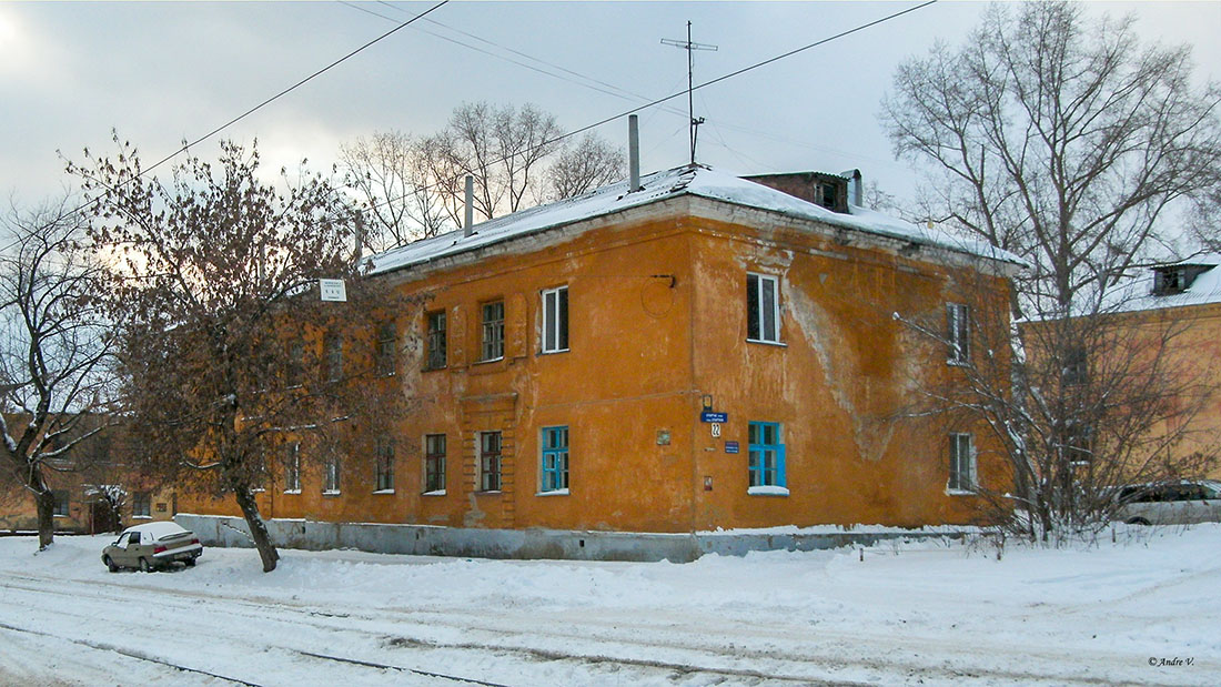 Ufa, Улица Спартака, 22 / Улица Владимира Маяковского, 9