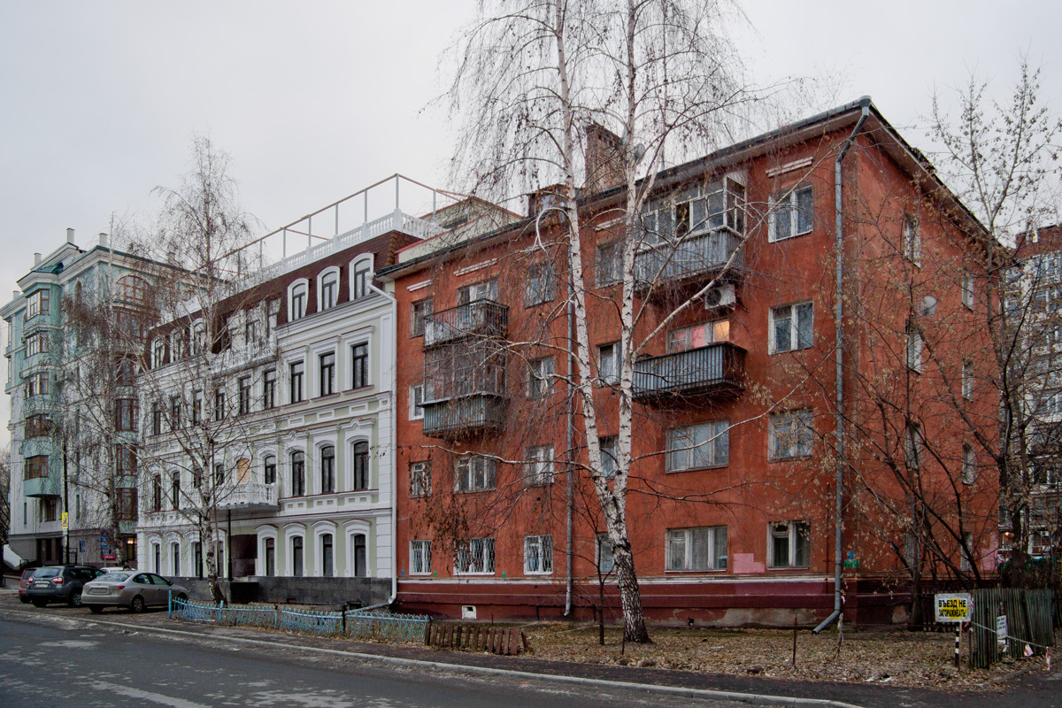Казань, Улица Жуковского, 29 (подъезды 1-2); Улица Жуковского, 29 (подъезд 3)