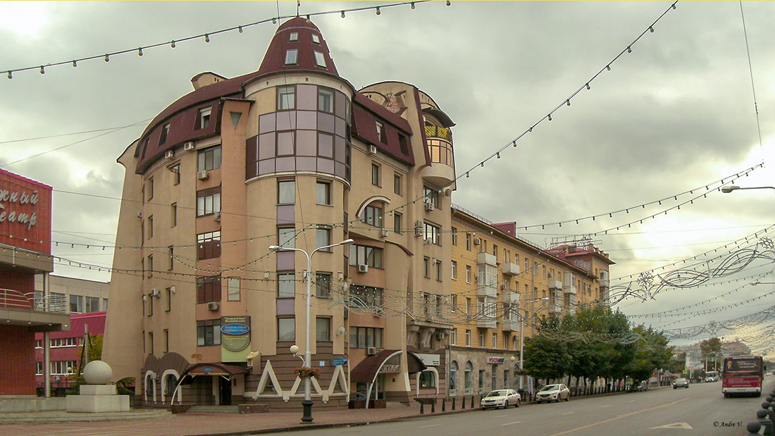 Ufa, Улица Ленина, 60; Улица Ленина, 56