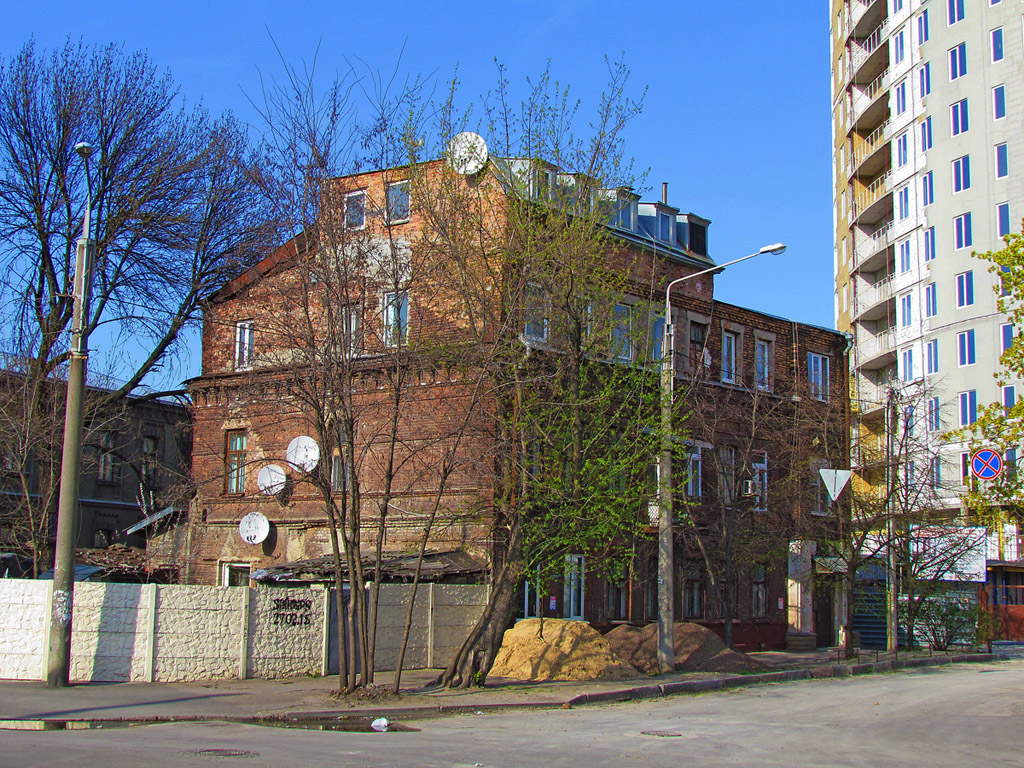 Харьков, Переулок Карбышева, 1