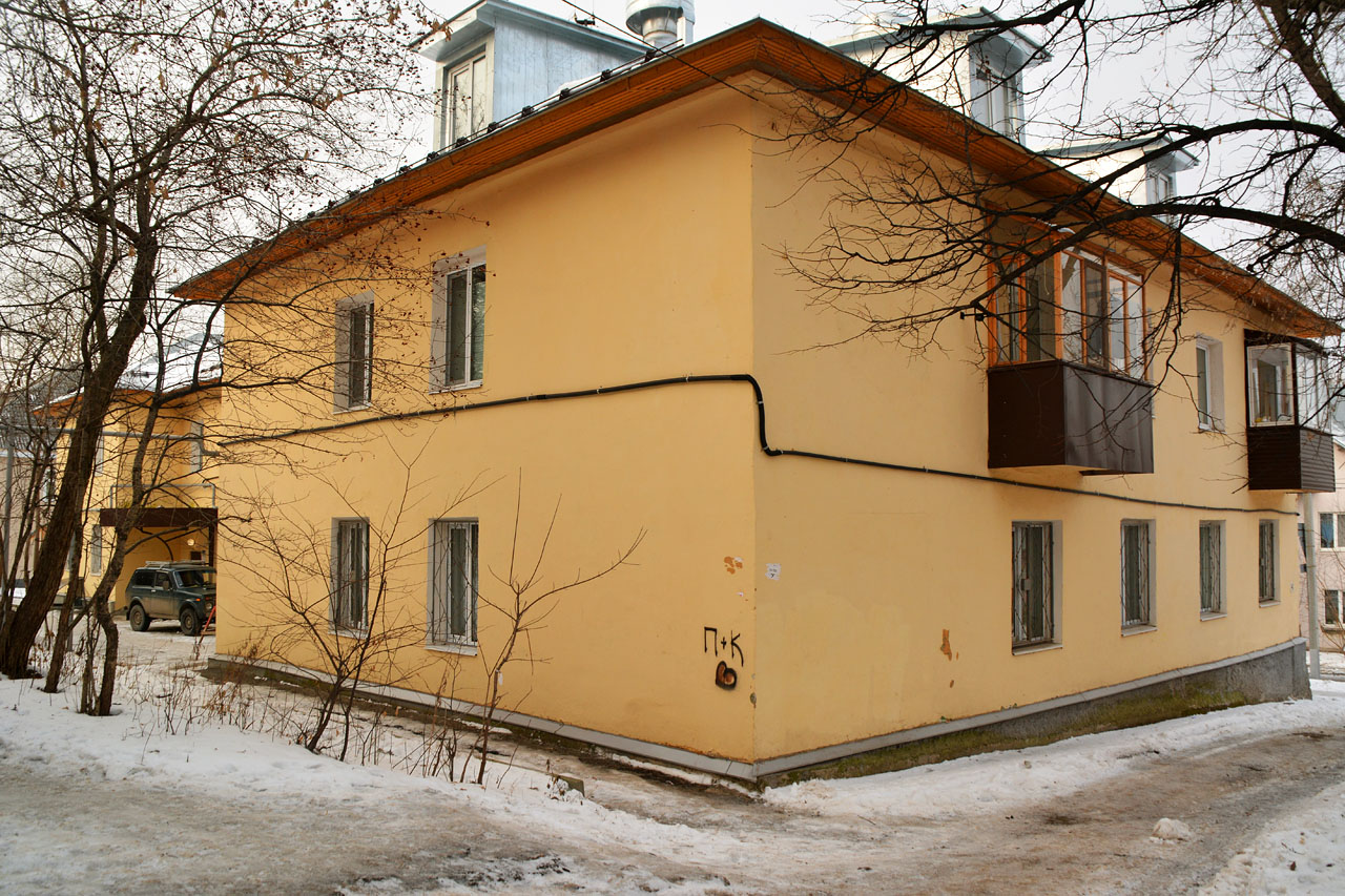 Пермь, Улица Нефтяников, 21