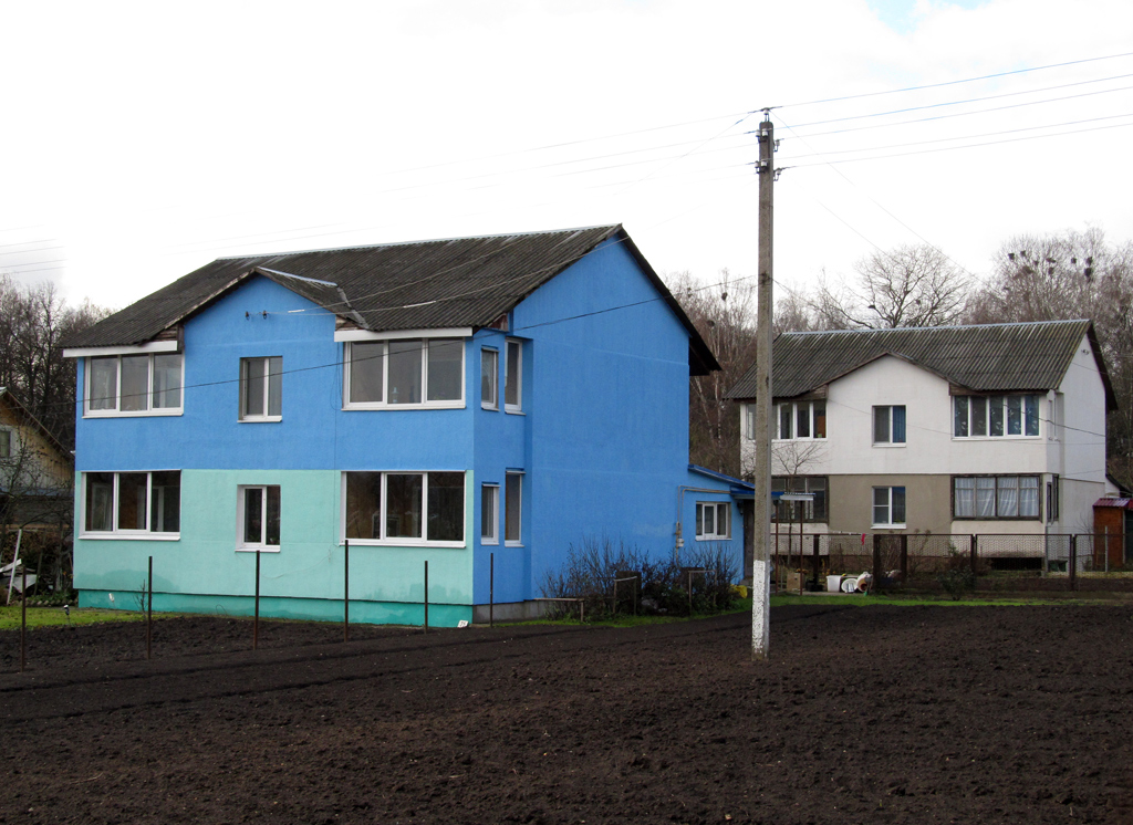 Смолевичи, Комсомольский переулок, 25; Комсомольский переулок, 27